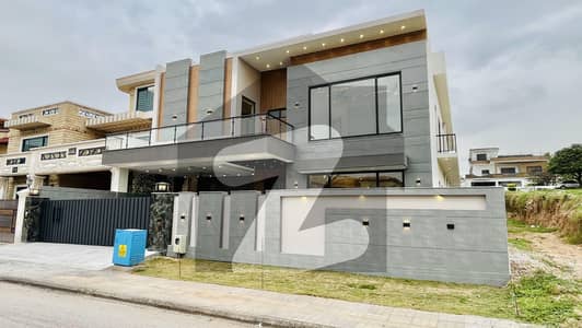 Exceptional Elegance: Designer One Kanal House on DHA Boulevard, Phase 2