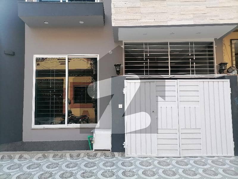 Spacious House Is Available For Sale In Ideal Location Of Johar Town Phase 2 - Block Q