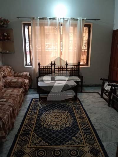 ڈیفنس روڈ راولپنڈی میں 3 کمروں کا 8 مرلہ مکان 1.48 کروڑ میں برائے فروخت۔