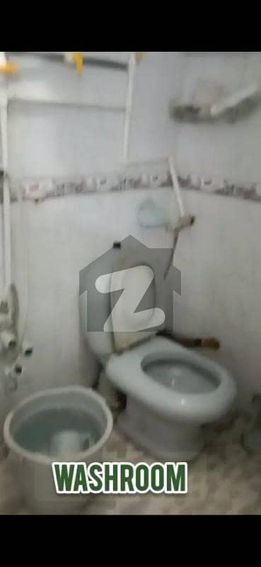 2 Bed DD Sub Leased For Sale In Nazimabad No 3