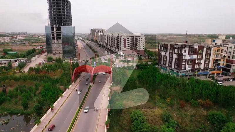 1 kanal developed plot for sale in block-J Gulberg islamabad