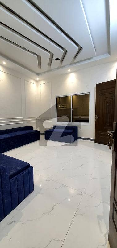 BRAND NEW GROUND FLOOR PORTION 4 BED DRAWING LOUNGE FOR SALE