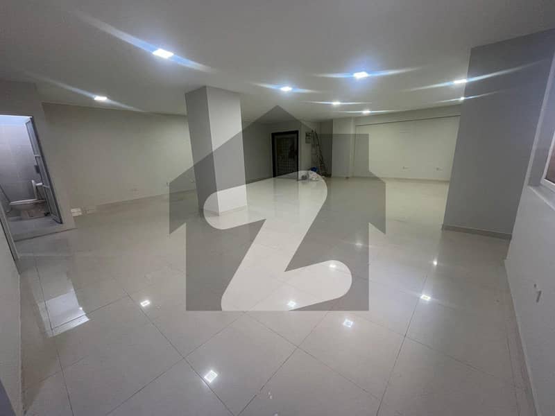 Office For Rent
Horizon Tower, Clifton Block 3
2000 Sq Ft
Lift Car Parking Stand By Generator Proper Office Building With Reception
Prime Location Of Clifton