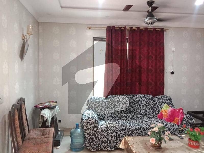 کیولری ایکسٹینشن لاہور میں 3 کمروں کا 3 مرلہ مکان 1.5 کروڑ میں برائے فروخت۔