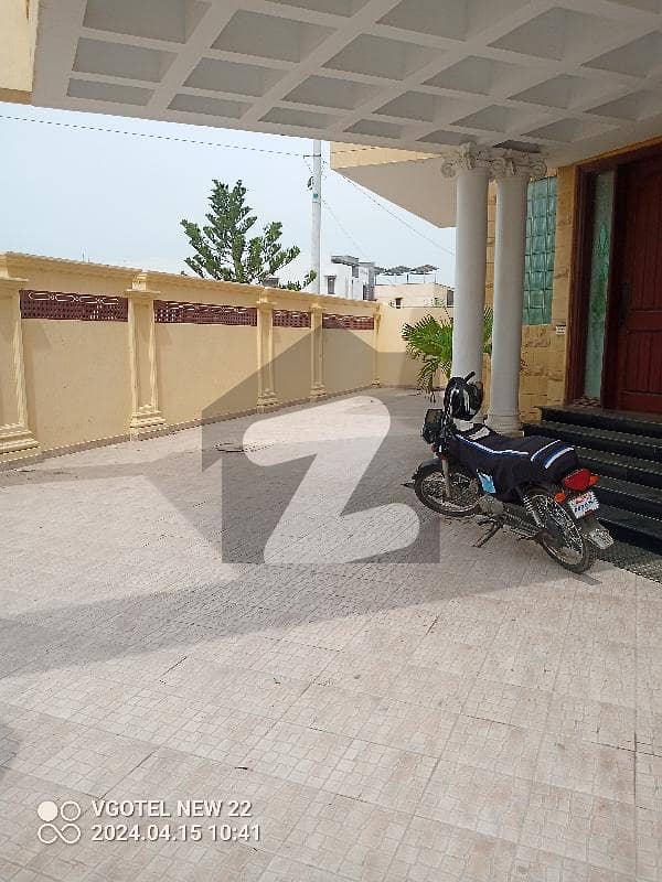 500 Square Yards Spacious House Available In DHA Phase 8 For rent