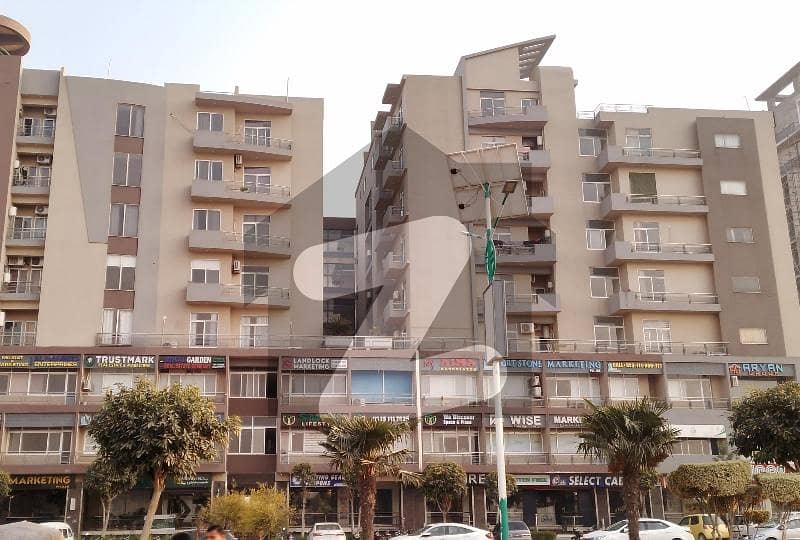 1020 Square Feet Flat Is Available For rent In Luxus Mall and Residency