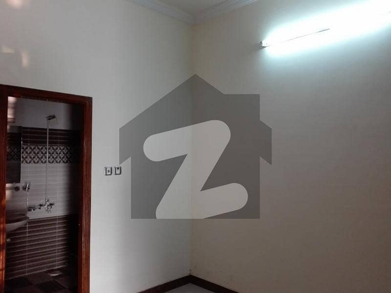 In Ghauri Town 5 Marla Lower Portion For rent