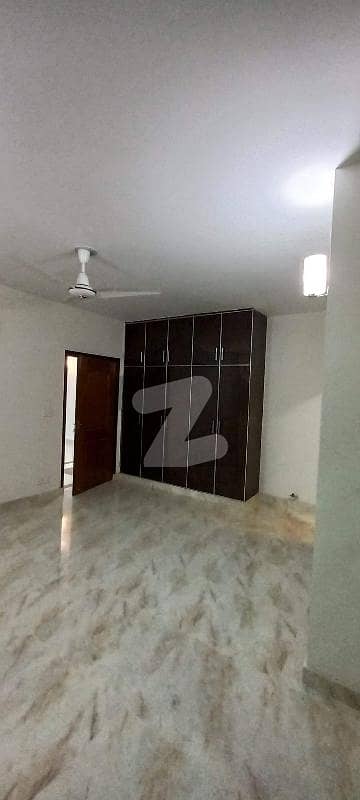 12 Marla 4 bed Apartment For Rent in Askari 11 Lahore