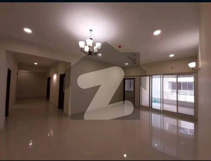 نیوی ہاؤسنگ سکیم کارساز کراچی میں 5 کمروں کا 19 مرلہ فلیٹ 2.7 لاکھ میں کرایہ پر دستیاب ہے۔