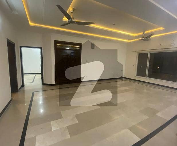Sector A Kanal Upper Portion For Rent