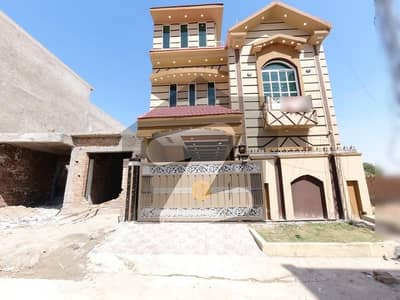 صنوبر سٹی اڈیالہ روڈ,راولپنڈی میں 5 کمروں کا 6 مرلہ مکان 1.8 کروڑ میں برائے فروخت۔