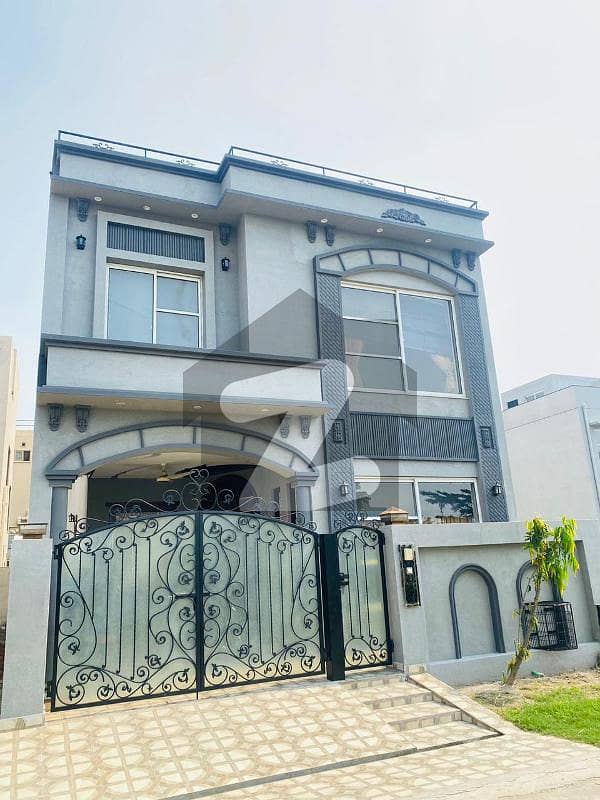 Beautiful 5 Marla House For Sale Hot Location Of Dha Town