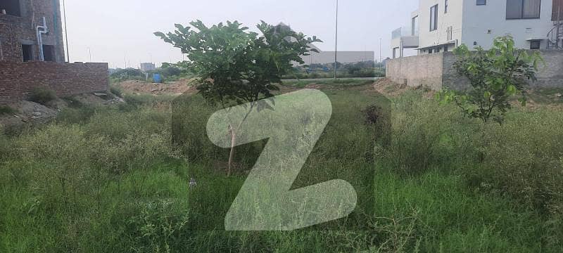 10 Marla Plot on 80ft Road For Sale in DHA Phase 8 Z5 | Exclusive Deal