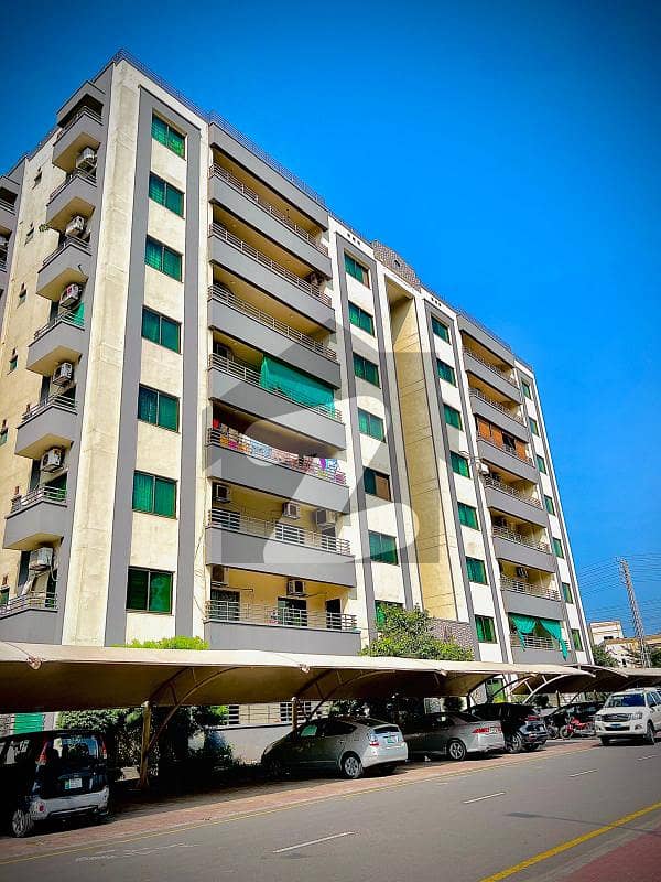 Facing Park 03-Bedroom Apartment Available For Rent In Askari-11, Lahore