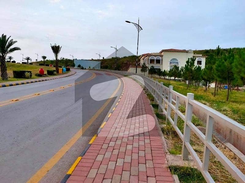 Prime Location 10marla Boulevard plot for sale in bahria enclave Islamabad sector C2 Street 16B