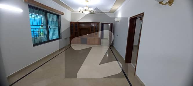 Sprat gate with drawing Knaal 3bed upper portion for rent in dha phase 3