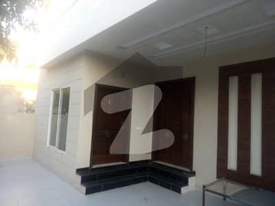 10 MARLA UPPER PORTION AVAILABLE FOR RENT