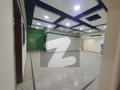 شاہراہِ فیصل کراچی میں 4 کمروں کا 1 کنال دفتر 5.0 لاکھ میں کرایہ پر دستیاب ہے۔