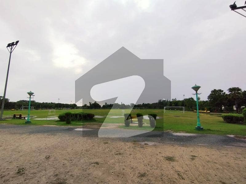 Bahria Town Lahore 5 Marla Ghaznavi Block Plot For Sale Nearby Eiffel Tower For The Best Location