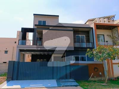 10 Marla Brand New Beautiful House For Sale In Royal Orchard Multan