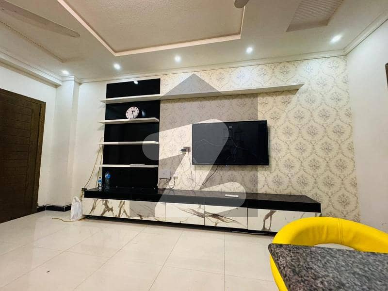 E-11/4 Makkah tower one bedroom apartment for sale.