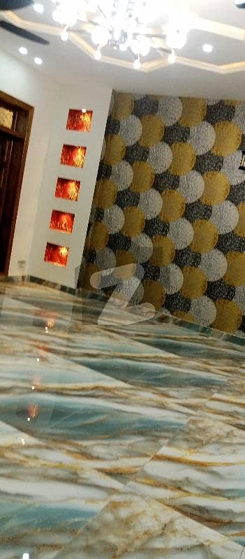 سوان گارڈن ۔ بلاک اے سوان گارڈن,اسلام آباد میں 6 کمروں کا 12 مرلہ مکان 4.5 کروڑ میں برائے فروخت۔