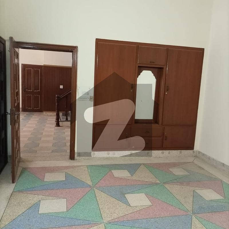 ایف ۔ 10 اسلام آباد میں 6 کمروں کا 1 کنال مکان 18.0 کروڑ میں برائے فروخت۔ ایف ۔ 10 اسلام آباد میں 6 کمروں کا 1 کنال مکان 18.0 کروڑ میں برائے فروخت۔