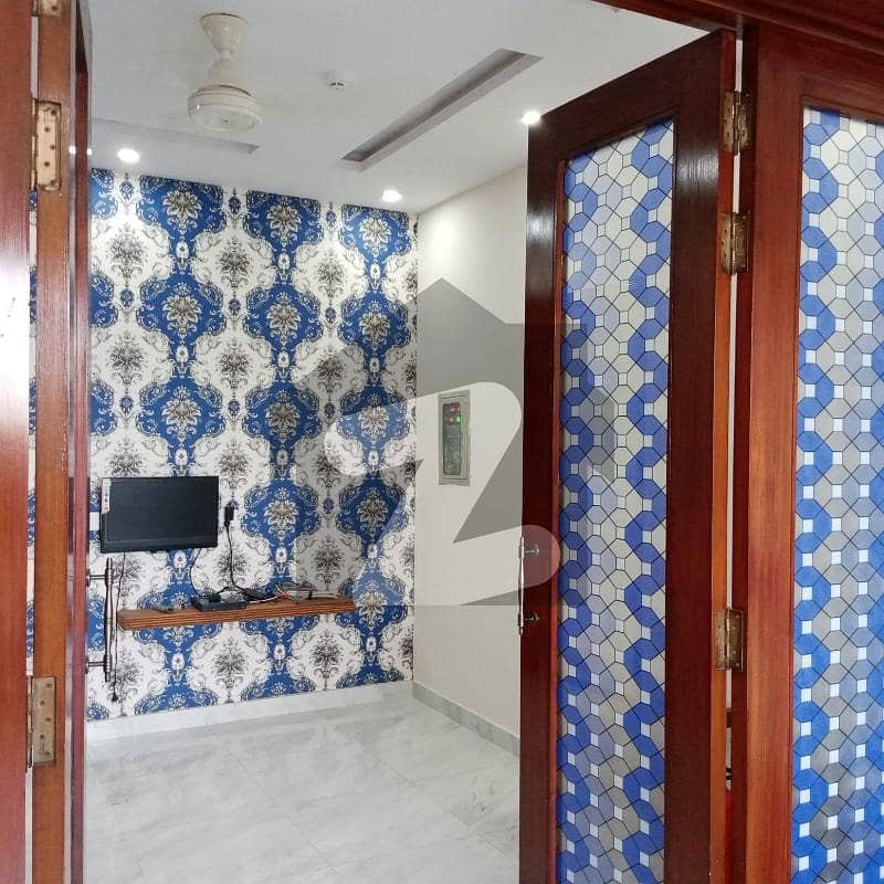 ڈی ایچ اے فیز 7 ڈیفنس (ڈی ایچ اے),لاہور میں 3 کمروں کا 5 مرلہ مکان 95.0 ہزار میں کرایہ پر دستیاب ہے۔