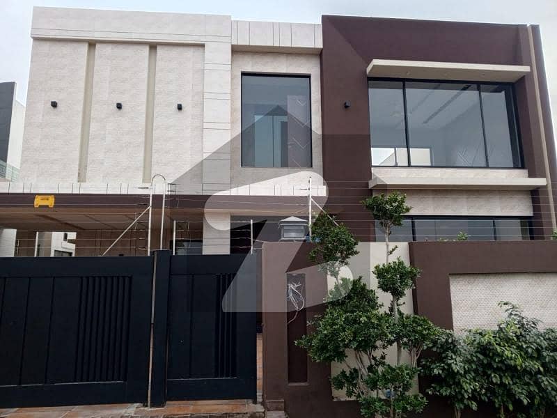 Dha Phase 7 ,23 Marla Brand New Upper Portion Separate Gate For Rent
