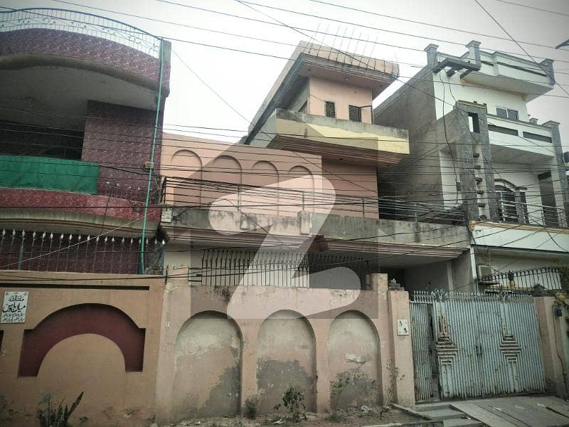 گرین کیپ ہاؤسنگ سکیم لاہور میں 6 کمروں کا 10 مرلہ مکان 2.8 کروڑ میں برائے فروخت۔