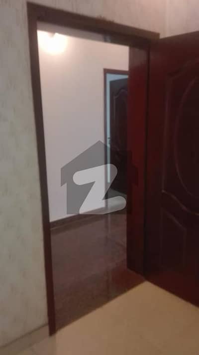 واپڈا ٹاؤن لاہور میں 3 کمروں کا 10 مرلہ بالائی پورشن 52.0 ہزار میں کرایہ پر دستیاب ہے۔