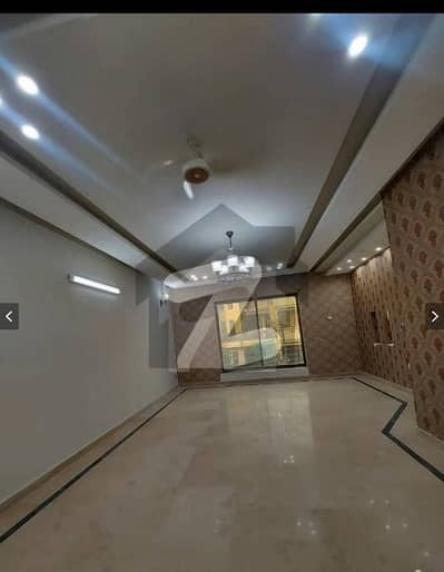 ای ۔ 11/4 ای ۔ 11,اسلام آباد میں 6 کمروں کا 10 مرلہ مکان 7.0 کروڑ میں برائے فروخت۔