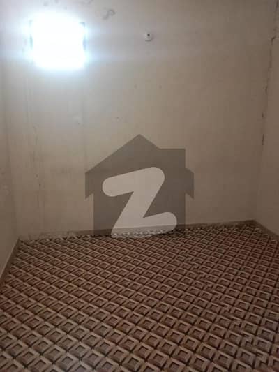 2 Bed Lounge Flat Available For Sale in Surjani Town