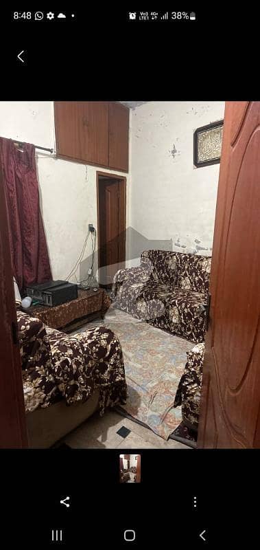 علامہ اقبال ٹاؤن ۔ رضا بلاک علامہ اقبال ٹاؤن,لاہور میں 5 کمروں کا 10 مرلہ مکان 4.25 کروڑ میں برائے فروخت۔