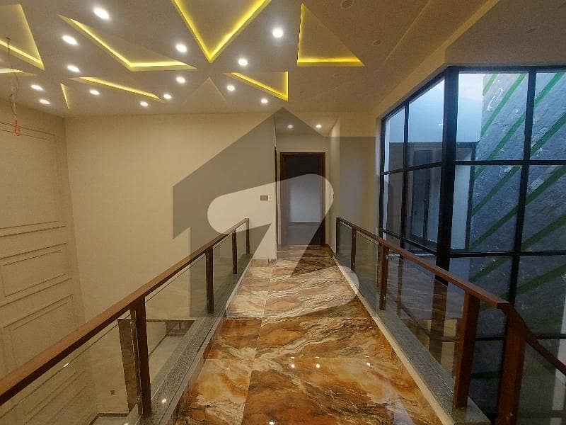 ایڈن ویلی فیصل آباد میں 3 کمروں کا 5 مرلہ مکان 2.45 کروڑ میں برائے فروخت۔