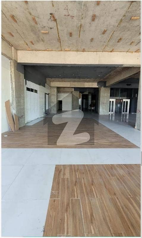 COM 3 GROUND PLUS TWO FLOOR SHOP MEZZANINE FIRST FLOOR FOR RENT COMM 3 BLOCK 6 CLIFTON SQFT SPACE AVAILABLE