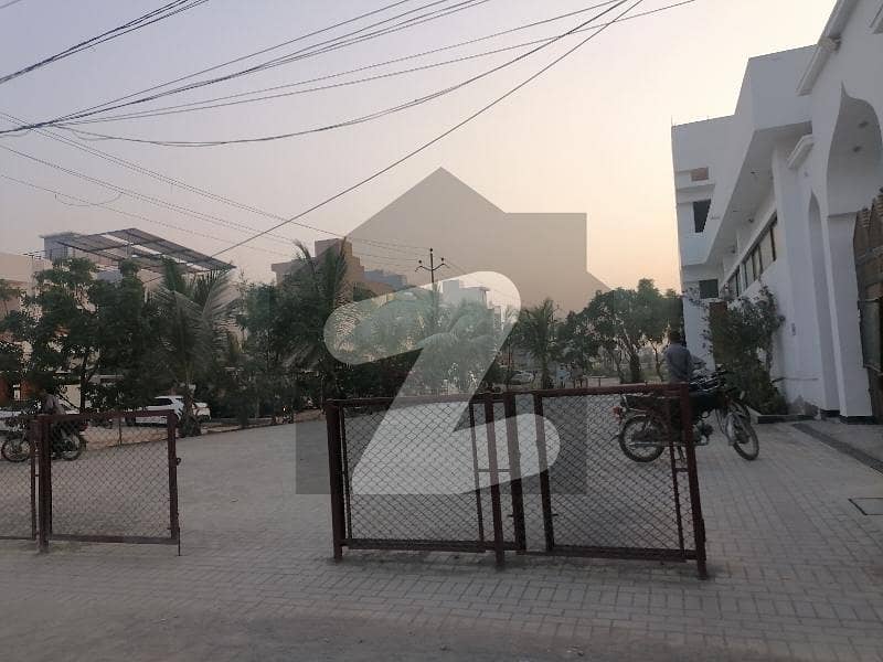 کراچی یونیورسٹی ہاؤسنگ سوسائٹی سکیم 33,کراچی میں 4 کمروں کا 5 مرلہ مکان 2.6 کروڑ میں برائے فروخت۔