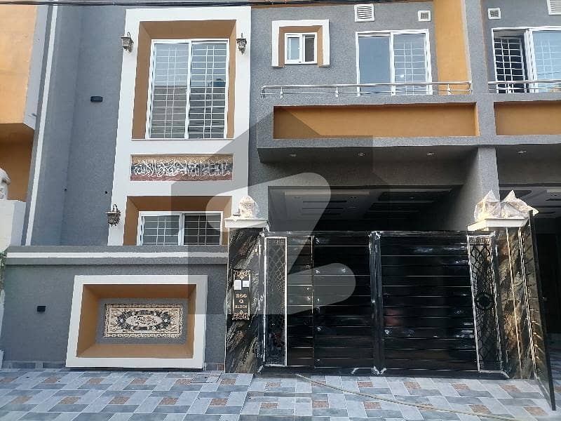 Johar Town Phase 2 5 Marla House Up For sale