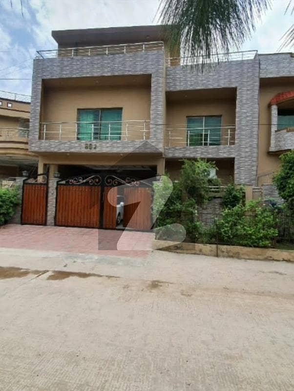 Buy A Centrally Located 2250 Square Feet House In Gulshan Abad Sector 1