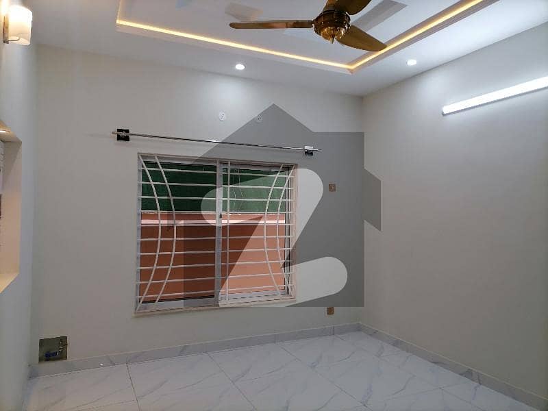 10 Marla Lower Portion For Rent Is Available In Bahria Town Phase 6