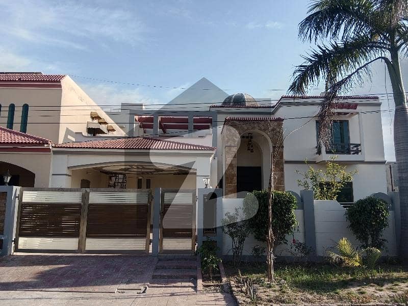 1 Kanal Lower Portion For Rent In Valencia Town