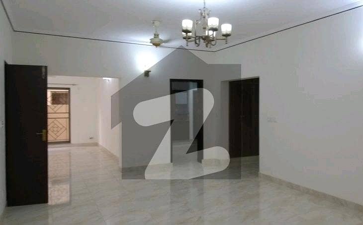 17 Marla House In Askari 10 - Sector F For sale At Good Location