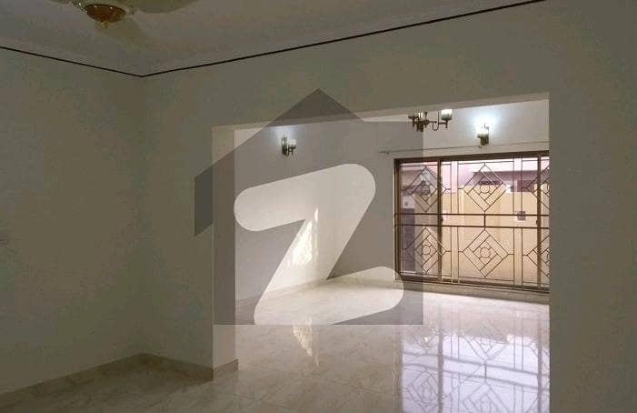 Perfect 17 Marla House In Askari 10 - Sector F For Sale