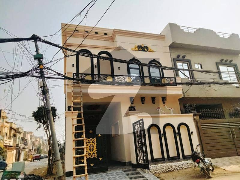 ملٹری اکاؤنٹس ہاؤسنگ سوسائٹی لاہور میں 4 کمروں کا 4 مرلہ مکان 1.78 کروڑ میں برائے فروخت۔
