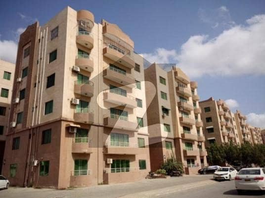 Centrally Located Flat For sale In Askari 5 Available