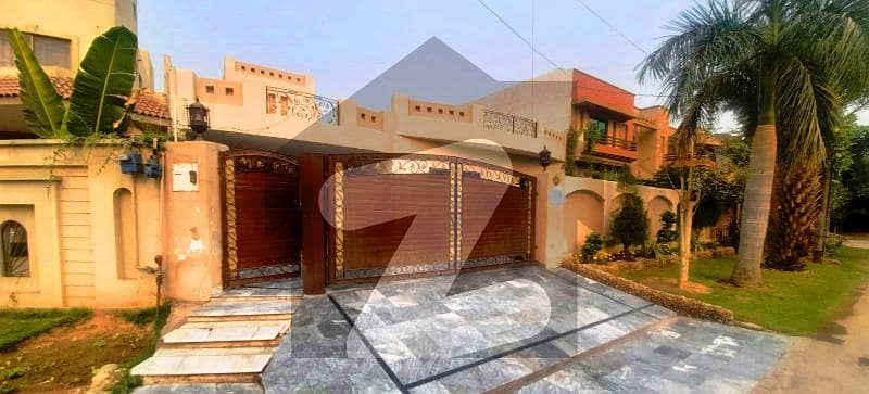 ویلینشیاء ہاؤسنگ سوسائٹی لاہور میں 3 کمروں کا 1 کنال مکان 4.85 کروڑ میں برائے فروخت۔