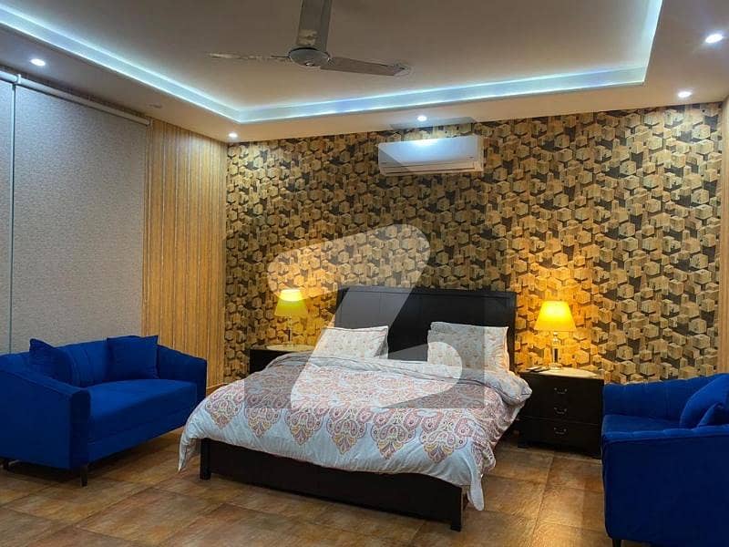 ڈی ایچ اے فیز 2 - بلاک کیو فیز 2,ڈیفنس (ڈی ایچ اے),لاہور میں 5 کمروں کا 1 کنال مکان 6.5 کروڑ میں برائے فروخت۔