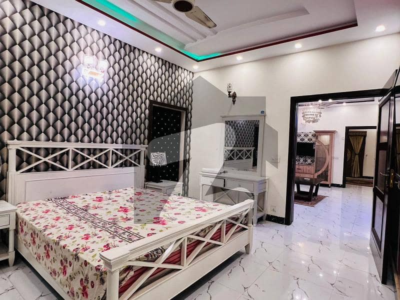 بحریہ ٹاؤن سیکٹر ای بحریہ ٹاؤن,لاہور میں 3 کمروں کا 5 مرلہ مکان 1.3 لاکھ میں کرایہ پر دستیاب ہے۔