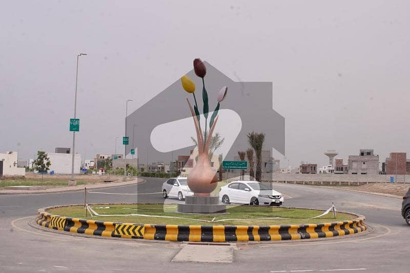 بحریہ آرچرڈ لاہور میں 5 مرلہ رہائشی پلاٹ 60.0 لاکھ میں برائے فروخت۔