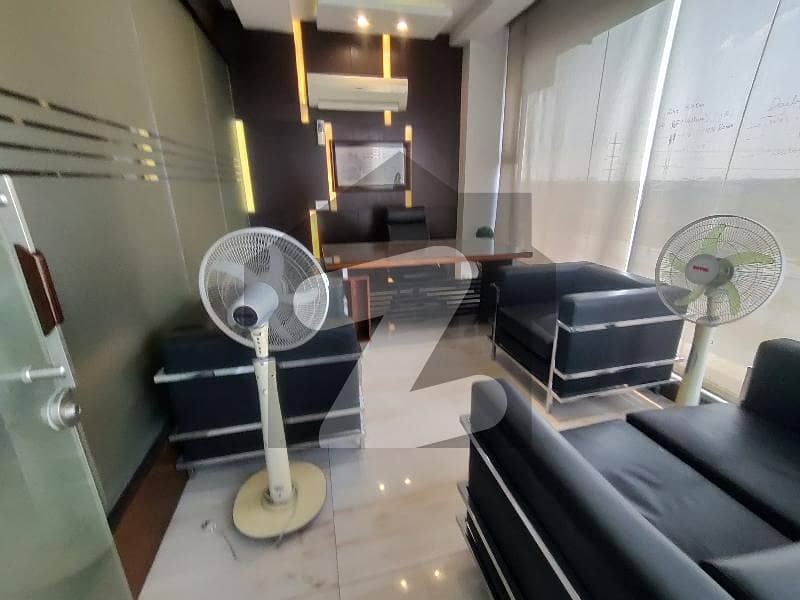4 Marla Commercial Furnished Floor With Lift Available For Rent